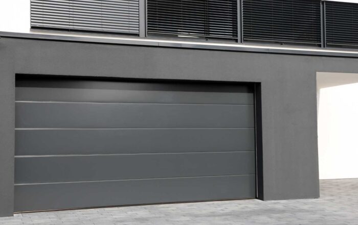 What Should I Look For in a Commercial Garage Door Company